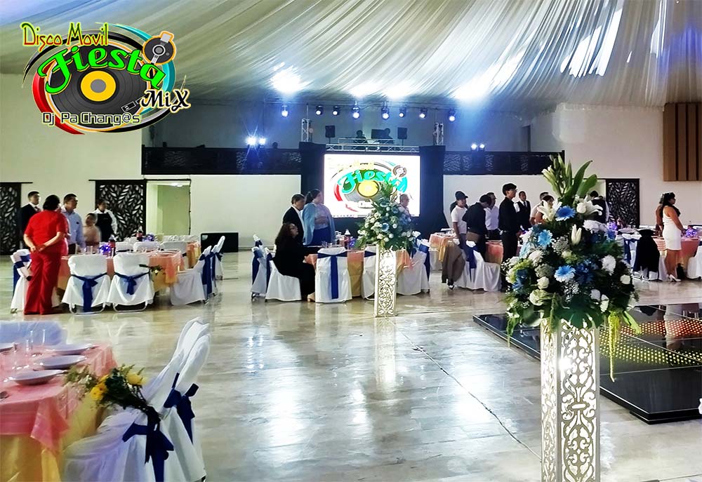 Renta pantalla led para boda, quinceanera en tlaxcala Dj sonido discomovil