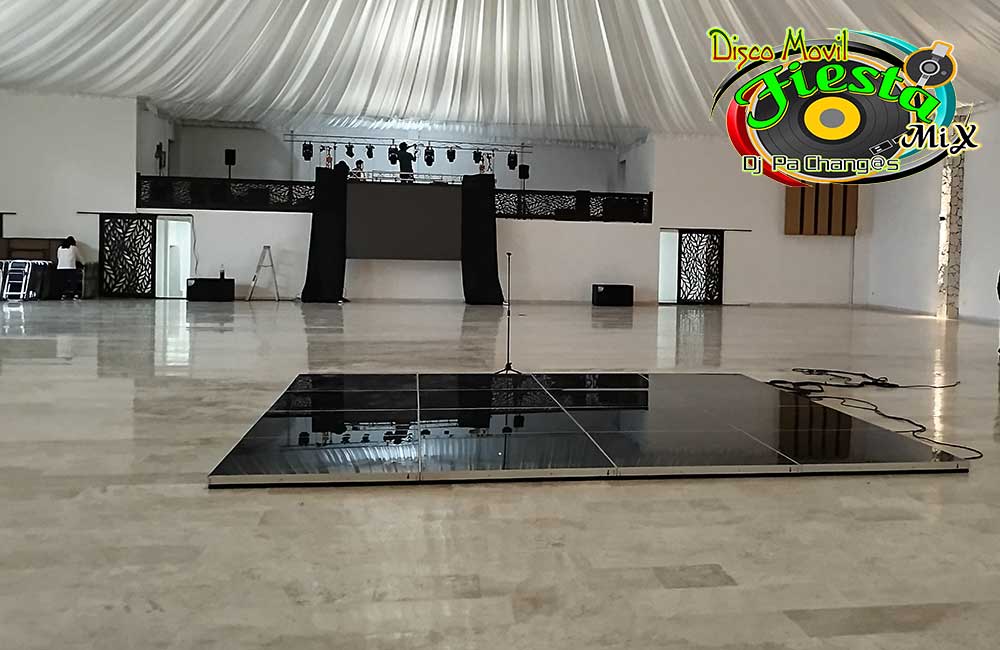 Renta pista iluminada para boda, quinceanera en tlaxcala Dj sonido discomovil